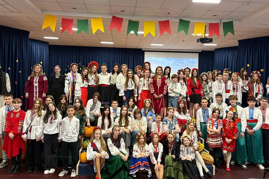 Національний костюм — символ вічної України