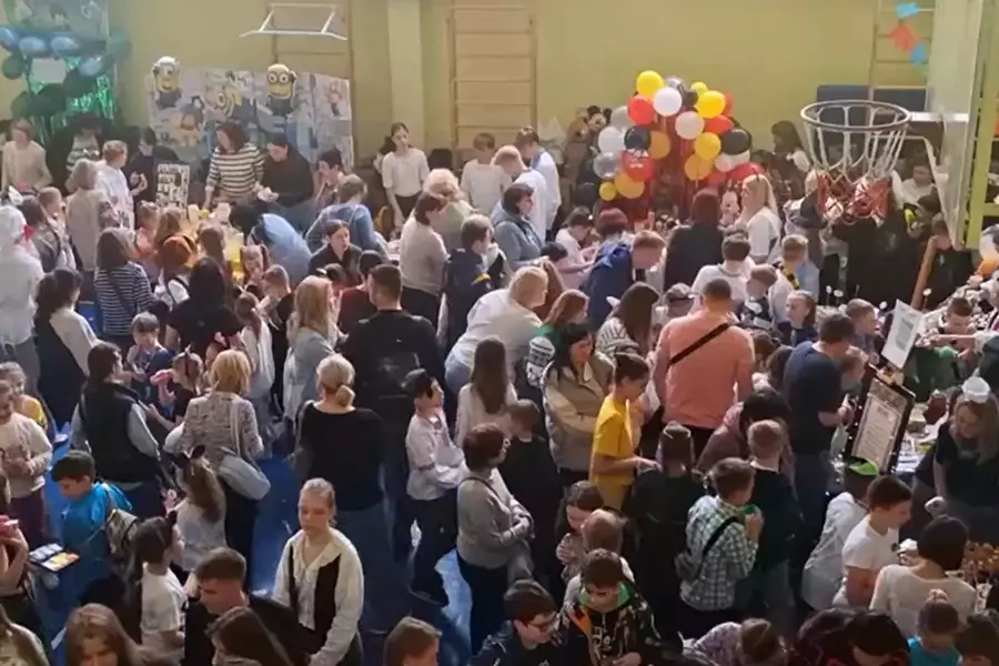 Разом – ми сила: у ліцеї провели благодійний ярмарок, Ліцей №286, м. Київ