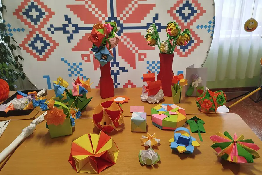 Всесвітній день науки та День оригамі — у творчості наших учнів